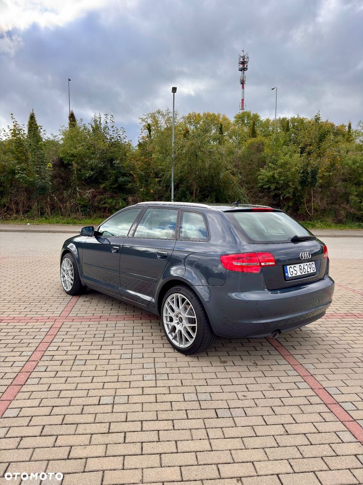 Audi A3 Sportback - 9