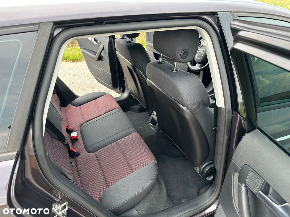 Audi A3 Sportback 1.8 TFSI Attraction - 10