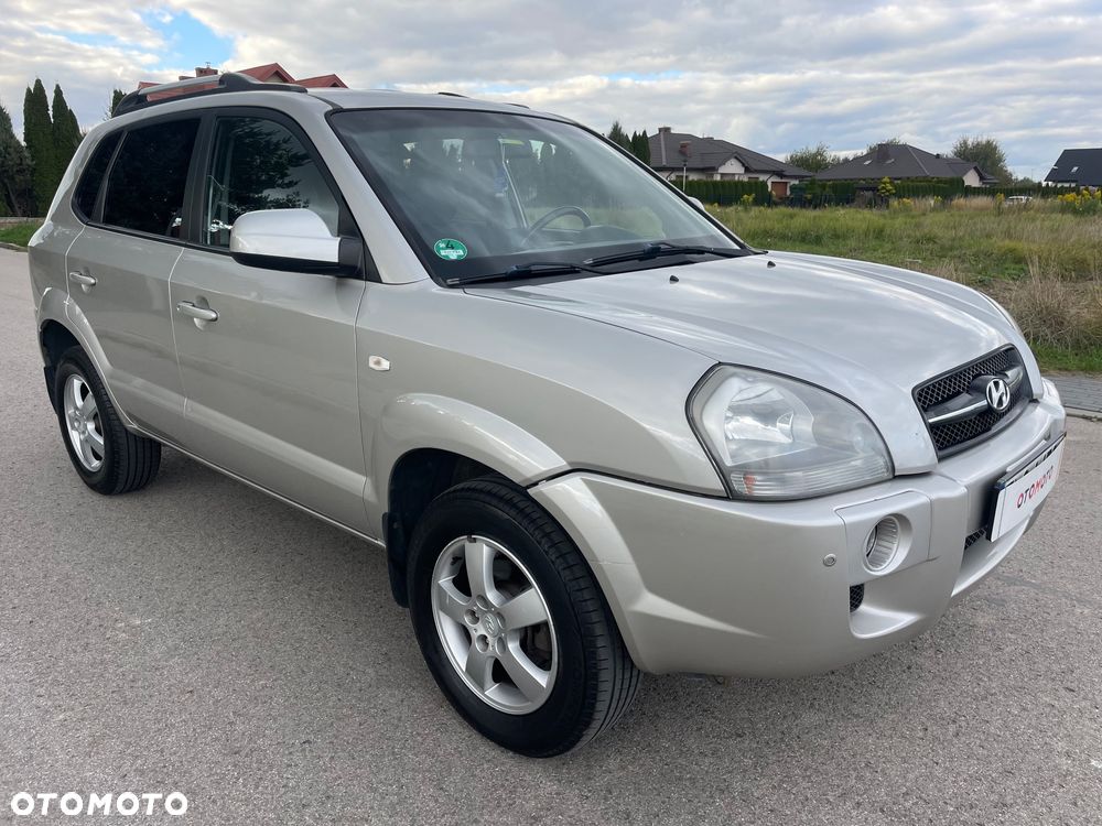 Hyundai Tucson 2.0 CRDi VGT 2WD Automatik GLS - 30