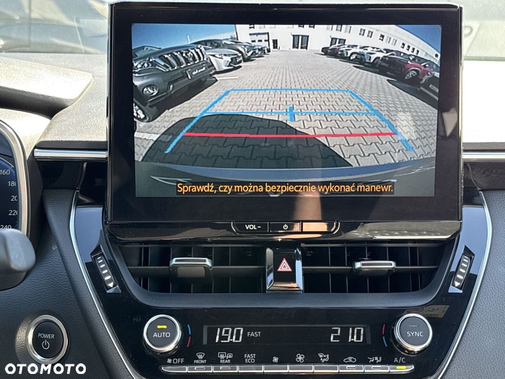 Toyota Corolla 1.8 Hybrid Comfort - 16