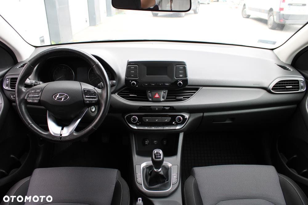 Hyundai i30 - 27