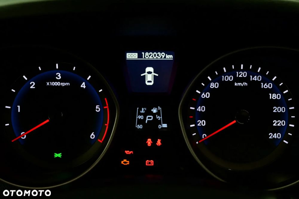 Hyundai i30 blue 1.6 CRDi DCT Passion - 27