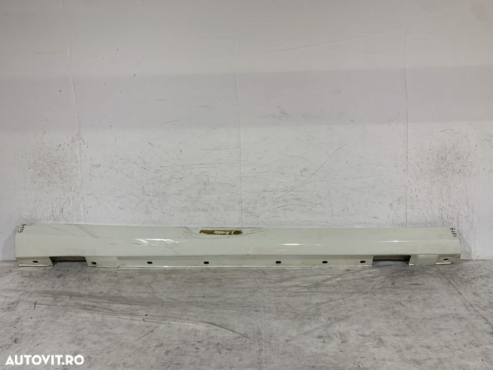 Prag dreapta Mercedes C-Class W204, 2007, 2008, 2009, 2010, 2011, 2012, 2013, cod origine OE A2046900440. - 1