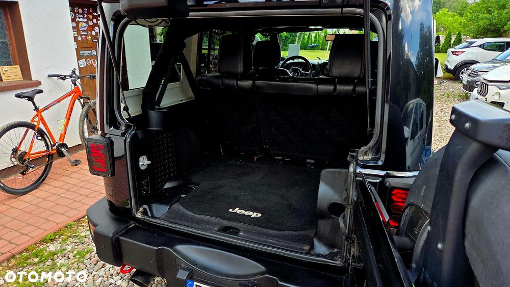 Jeep Wrangler Unlimited 2.8 CRD DPF Automatik Sahara - 7
