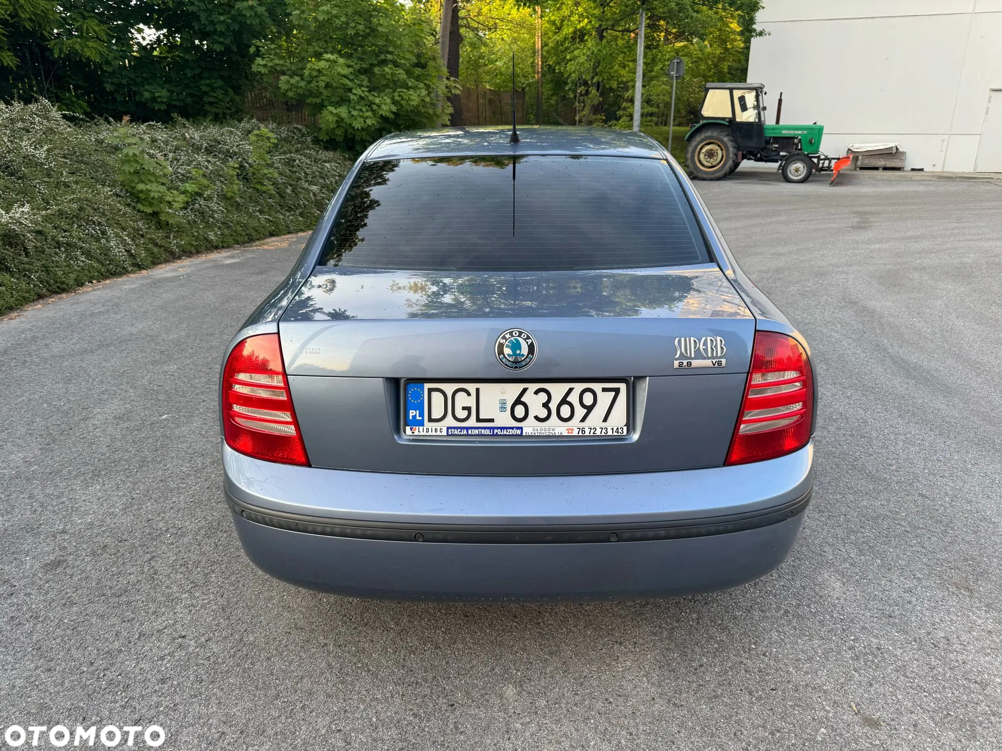 Skoda Superb 2.8 V6 Comfort - 4