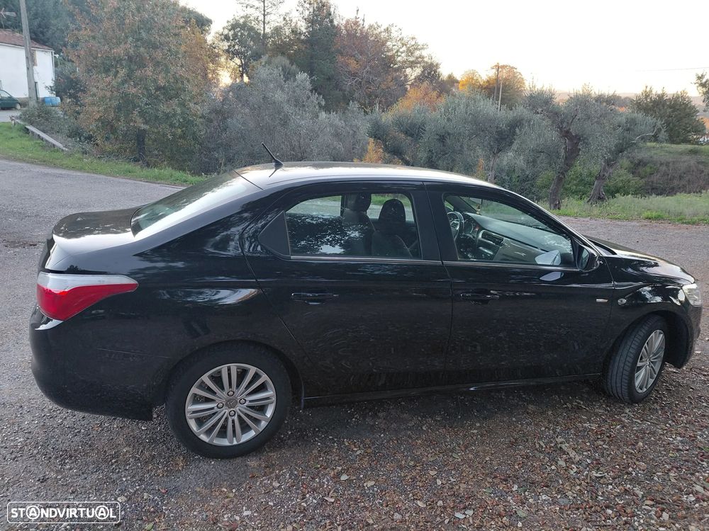 Citroën C-Elysée 1.6 HDi Exclusive - 2