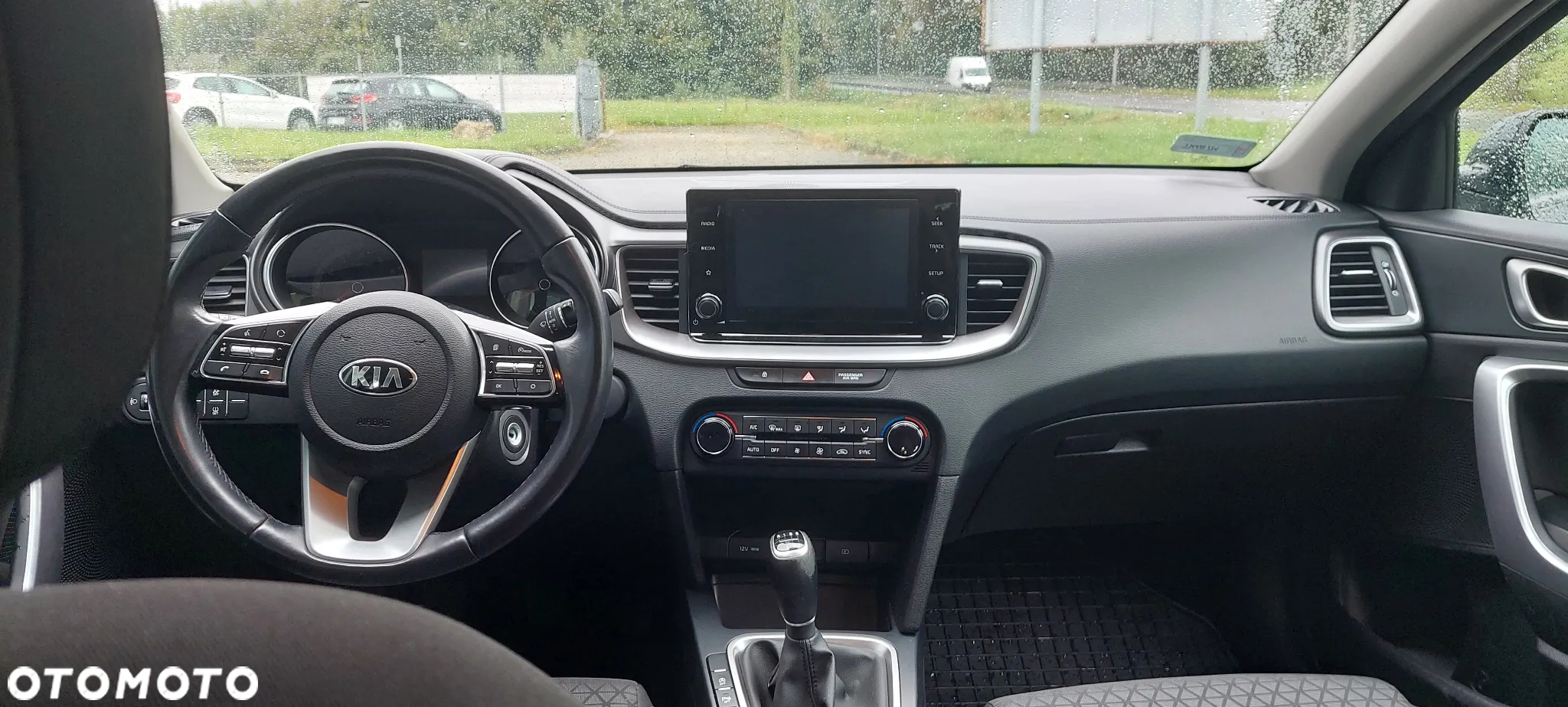 Kia Ceed 1.4 T-GDI M - 12