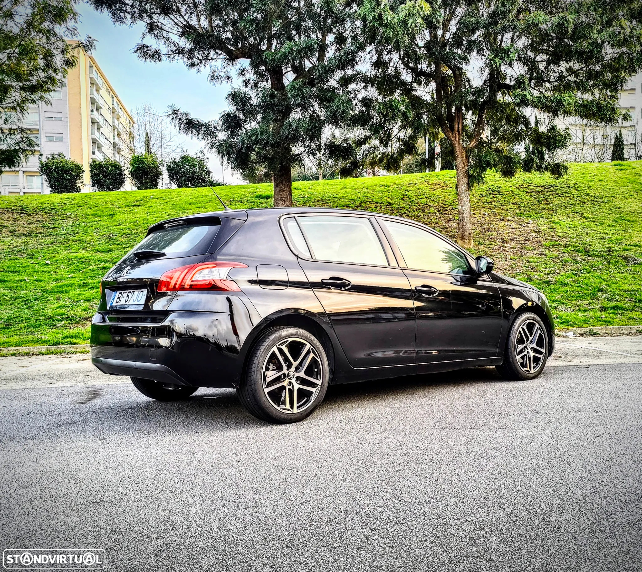 Peugeot 308 1.6 BlueHDi Active J17 - 26