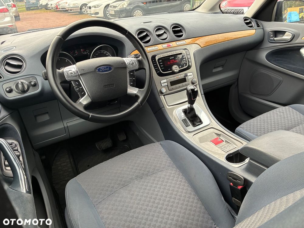 Ford Galaxy 2.0 TDCi Ghia - 9