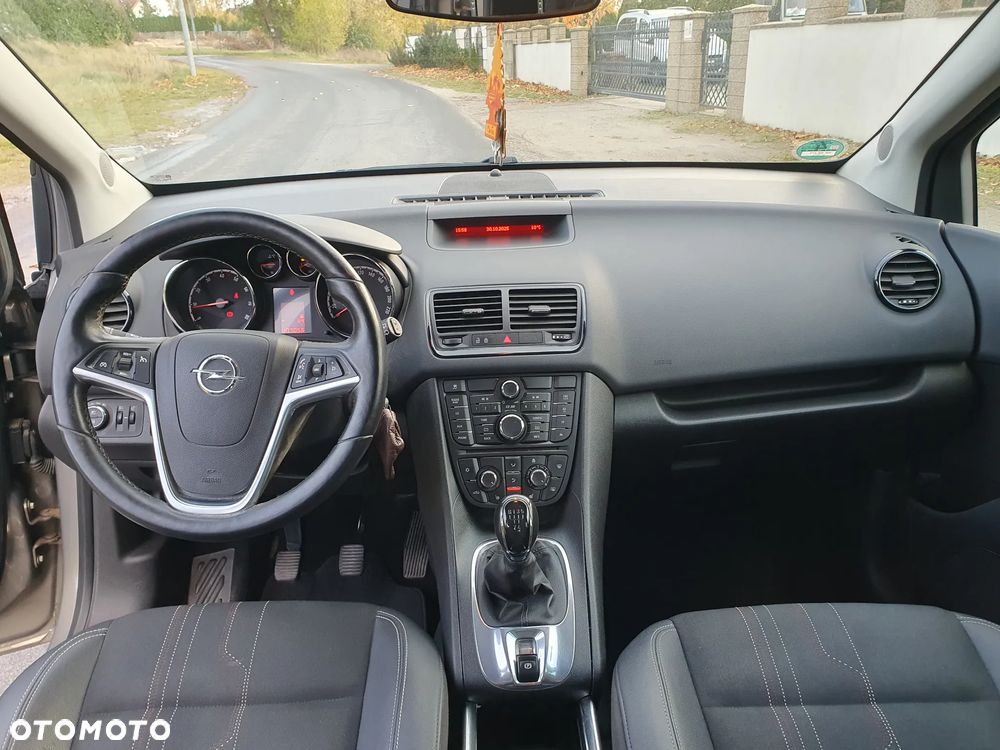 Opel Meriva 1.4 150 Jahre - 9