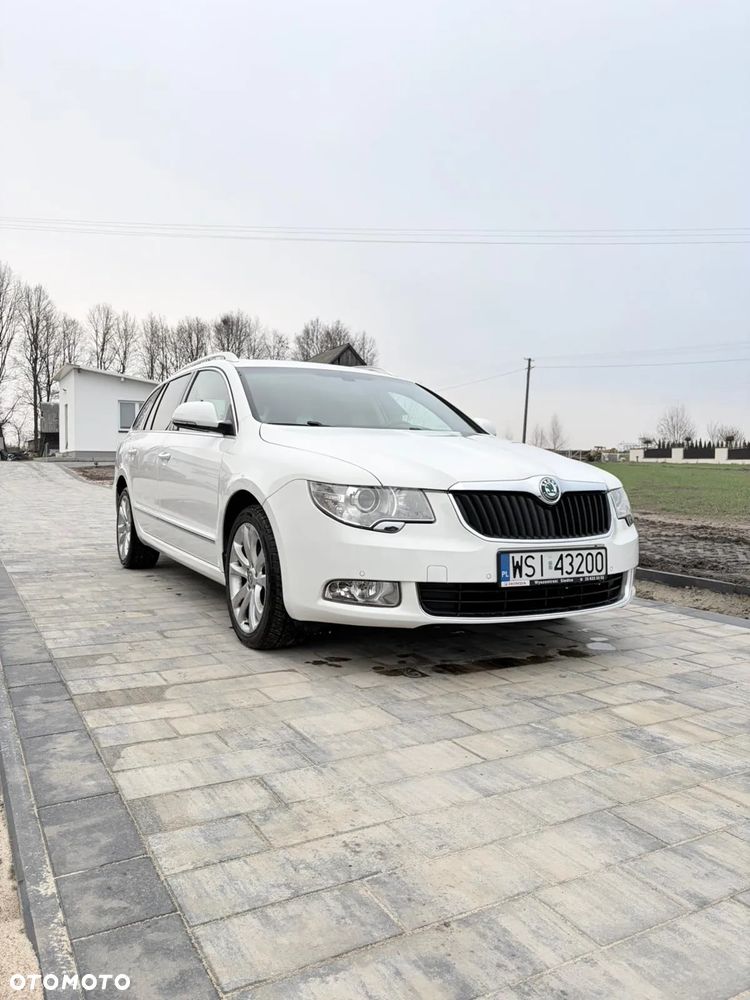 Skoda Superb 2.0 TDI Exclusive - 5