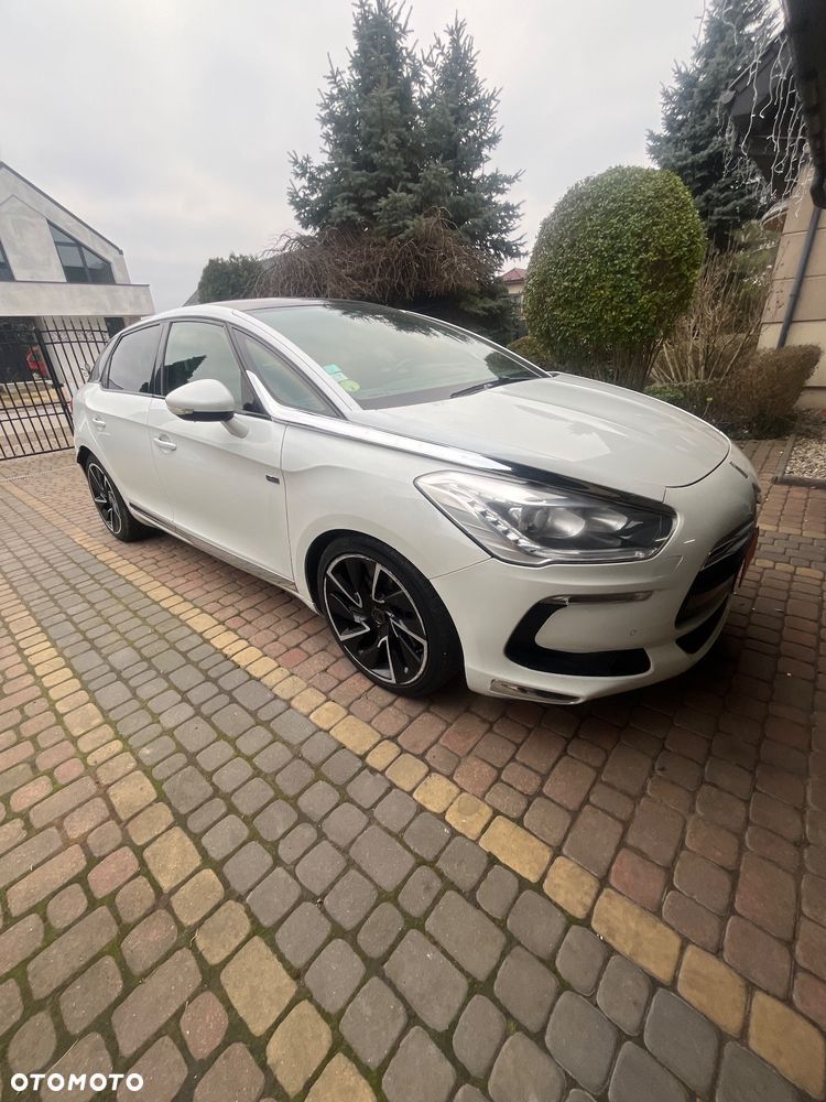 Citroën DS5 Hybrid4 EGS6 SportChic - 5