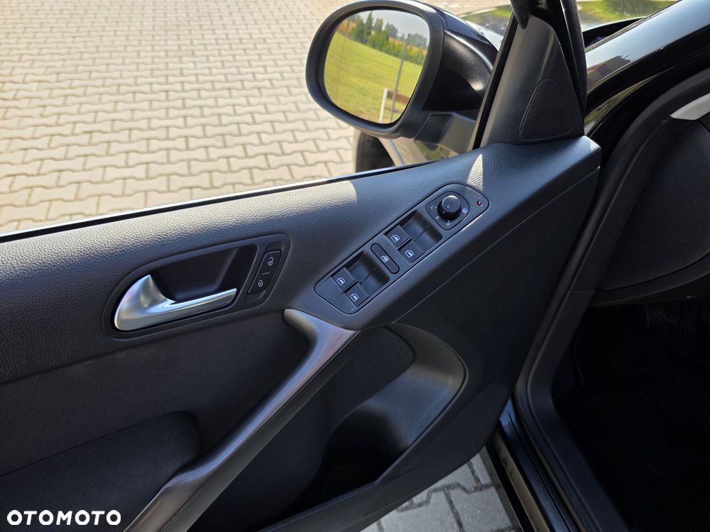 Volkswagen Tiguan - 18