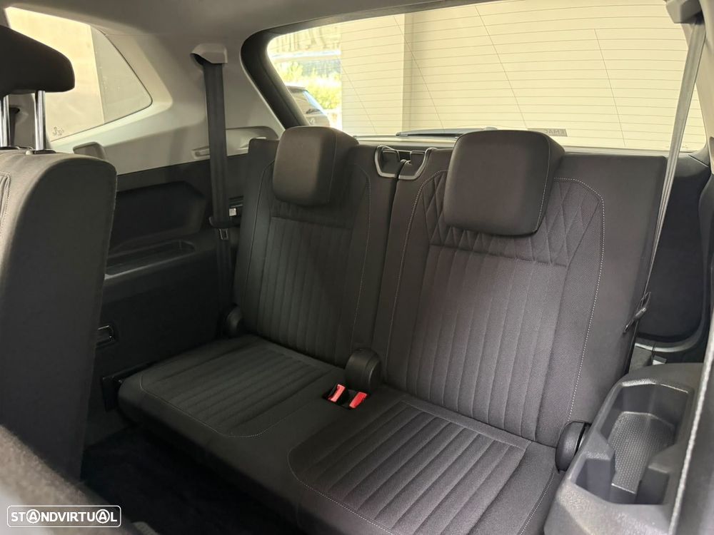 VW Tiguan Allspace 2.0 TDI Highline DSG - 36