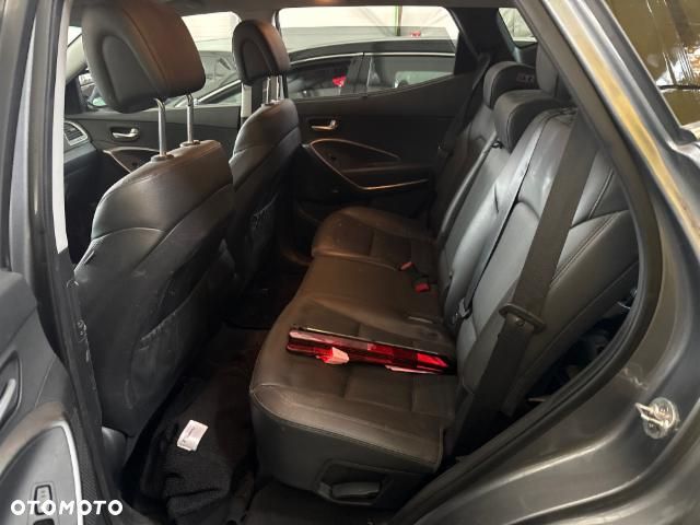 Hyundai Santa Fe 2.2 CRDi 4WD Automatik Premium - 9