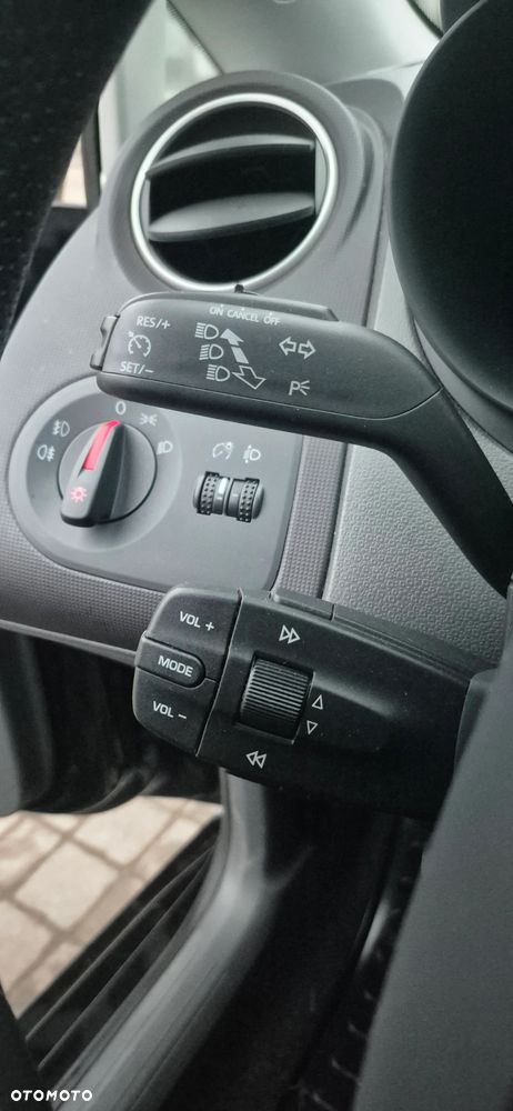 Seat Ibiza 1.4 16V Passion - 15