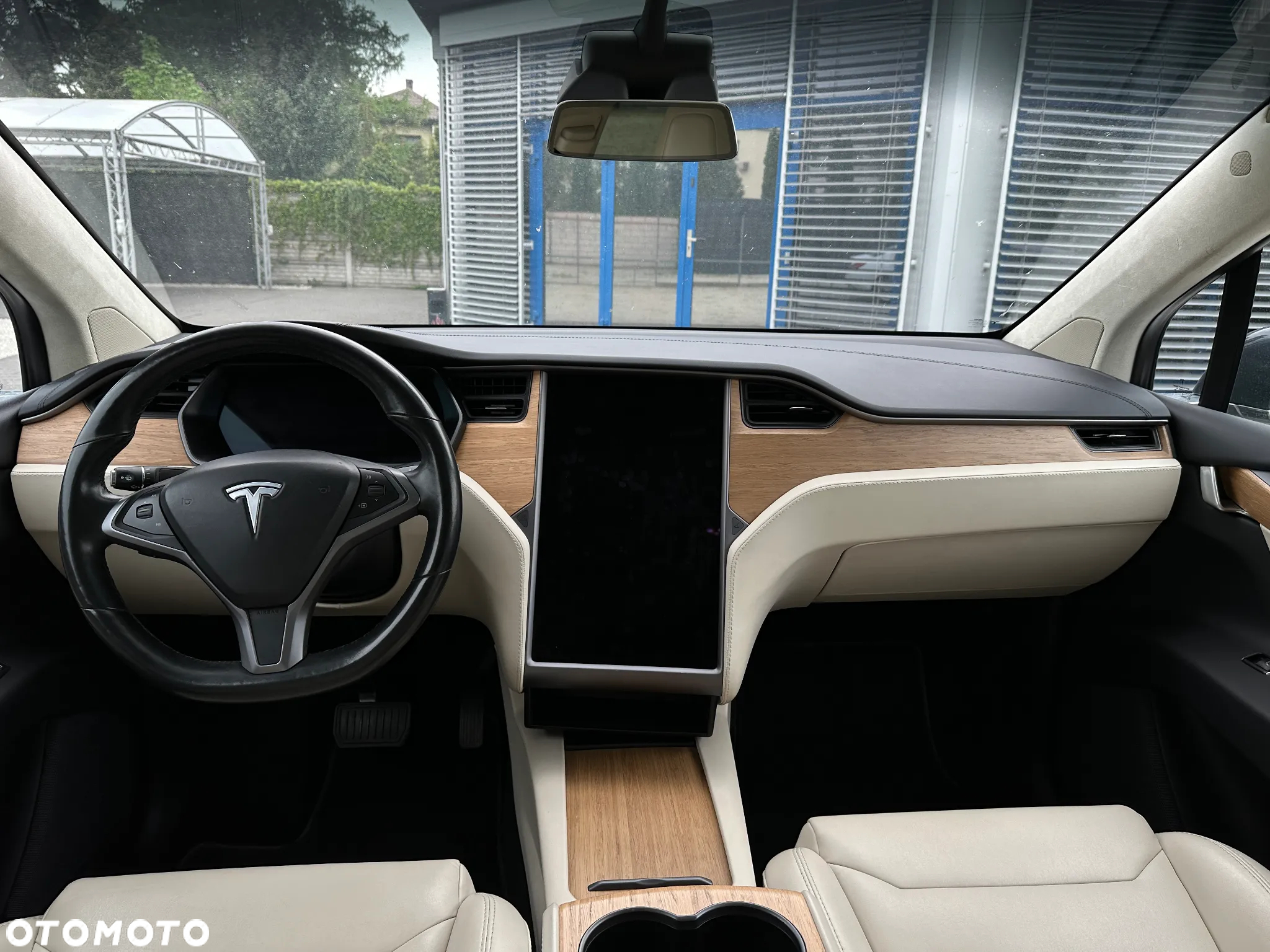 Tesla Model X Long Range Plus - 12