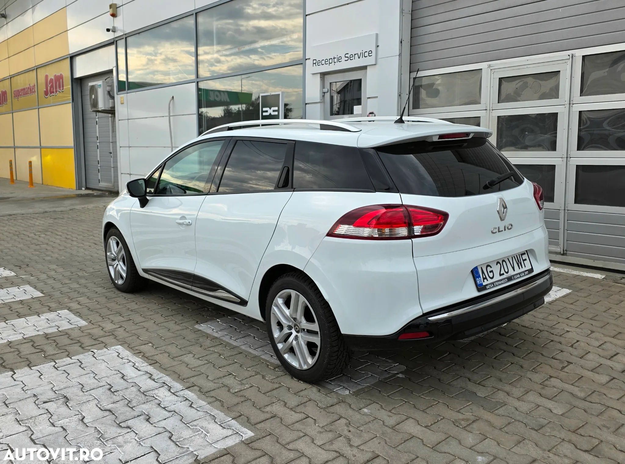 Renault Clio Estate Energy TCe Zen - 12