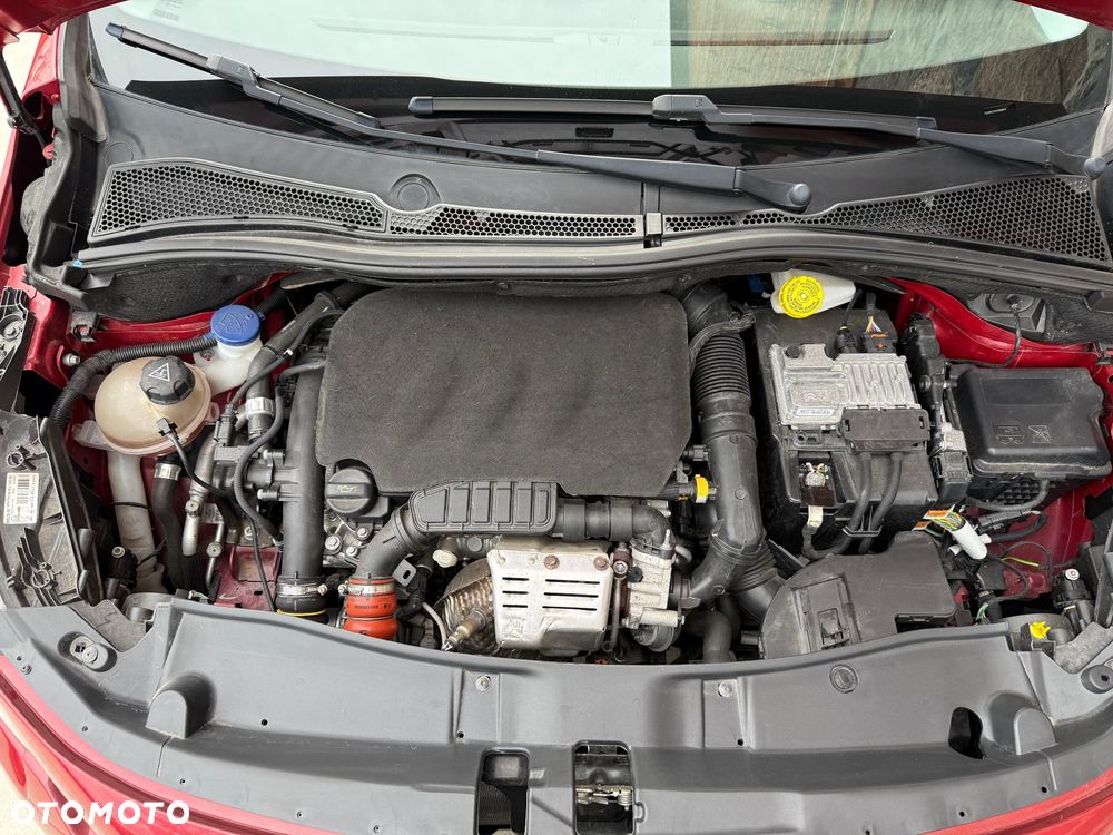 Peugeot 2008 PureTech 110 Stop&Start EAT6 GT-Line Edition - 27