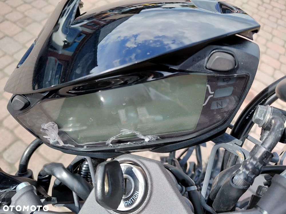 Suzuki SV - 17