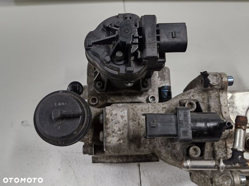 OPEL ANTARA I 1 2.2 CDTI CHŁODNICZKA SPALIN EGR ZAWÓR 25185316 K5T70980 - 8