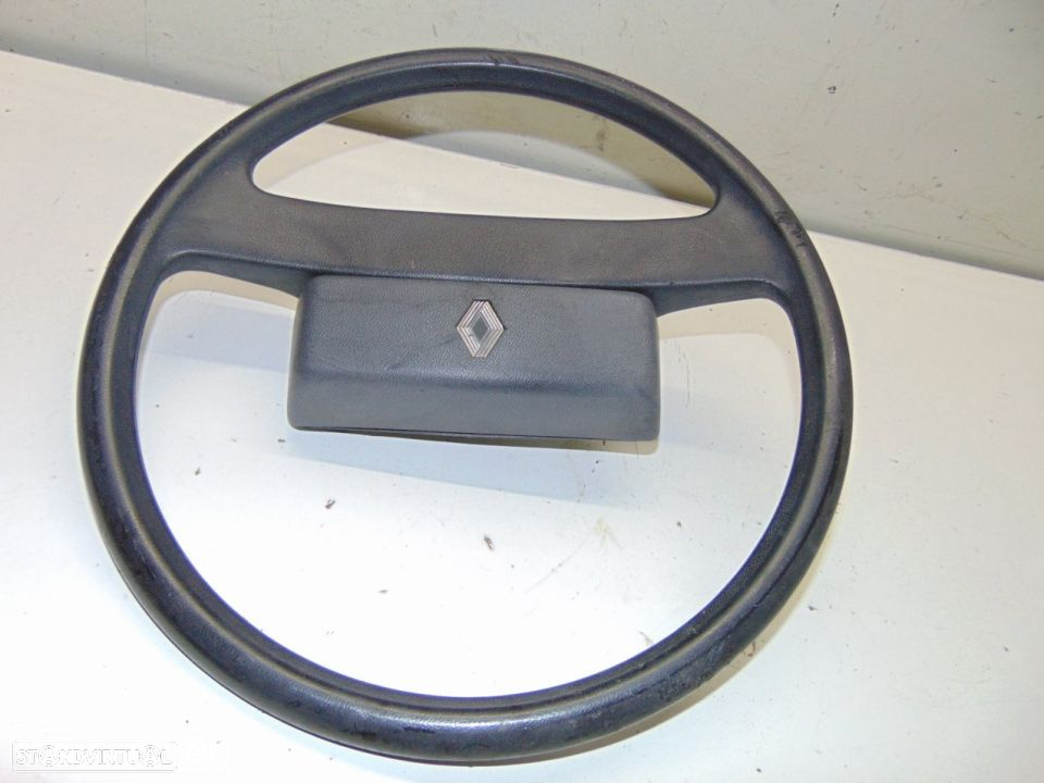 Renault 4L volante - 2