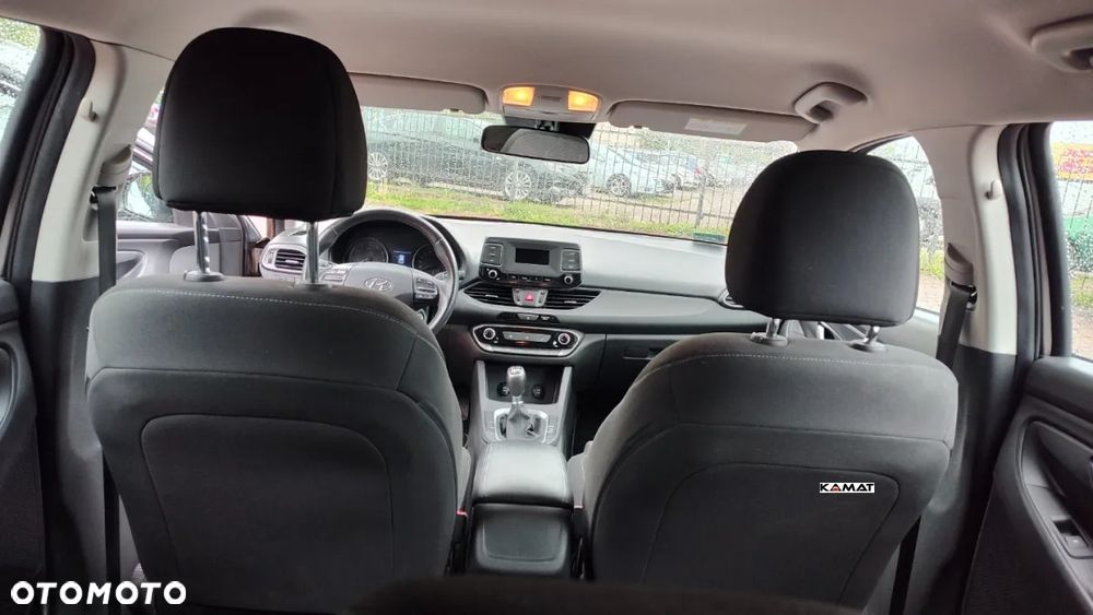 Hyundai i30 1.5 DPI Classic + - 3