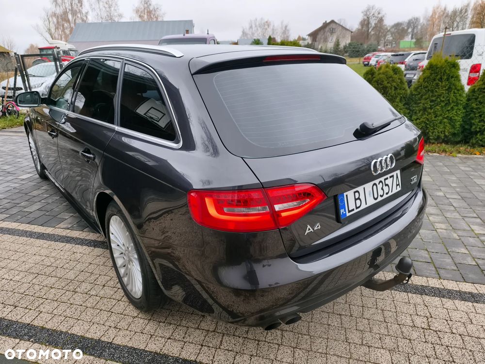 Audi A4 Avant 2.0 TDI DPF quattro S tronic Attraction - 5