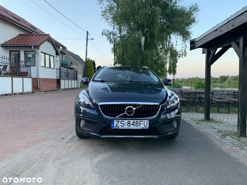 Volvo V40 Cross Country T3 Drive-E Ocean Race - 7