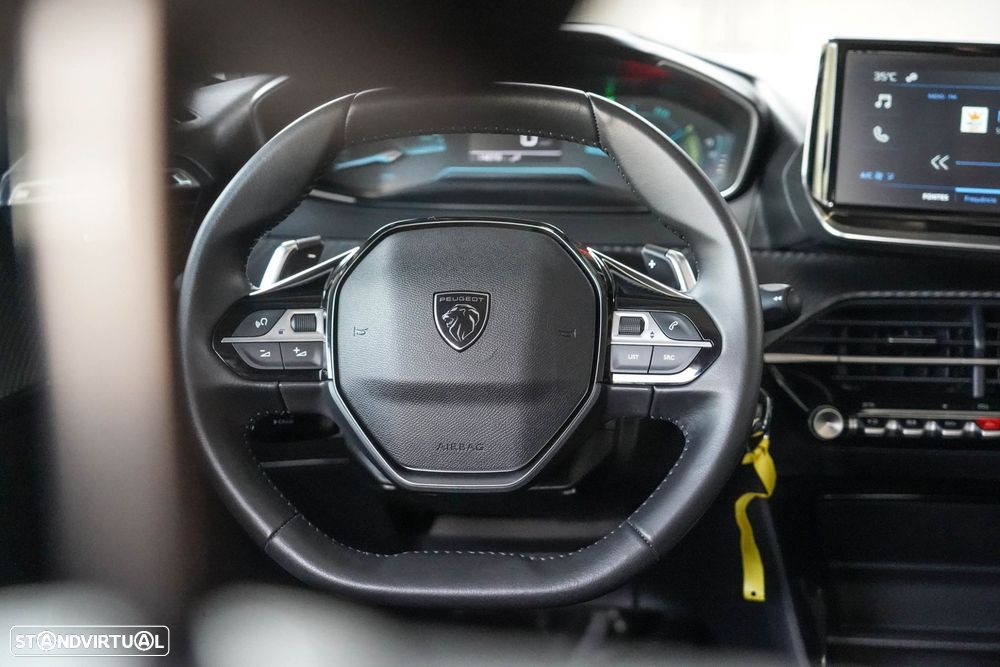 Peugeot 208 1.2 Hybrid Allure e-DCS6 - 36