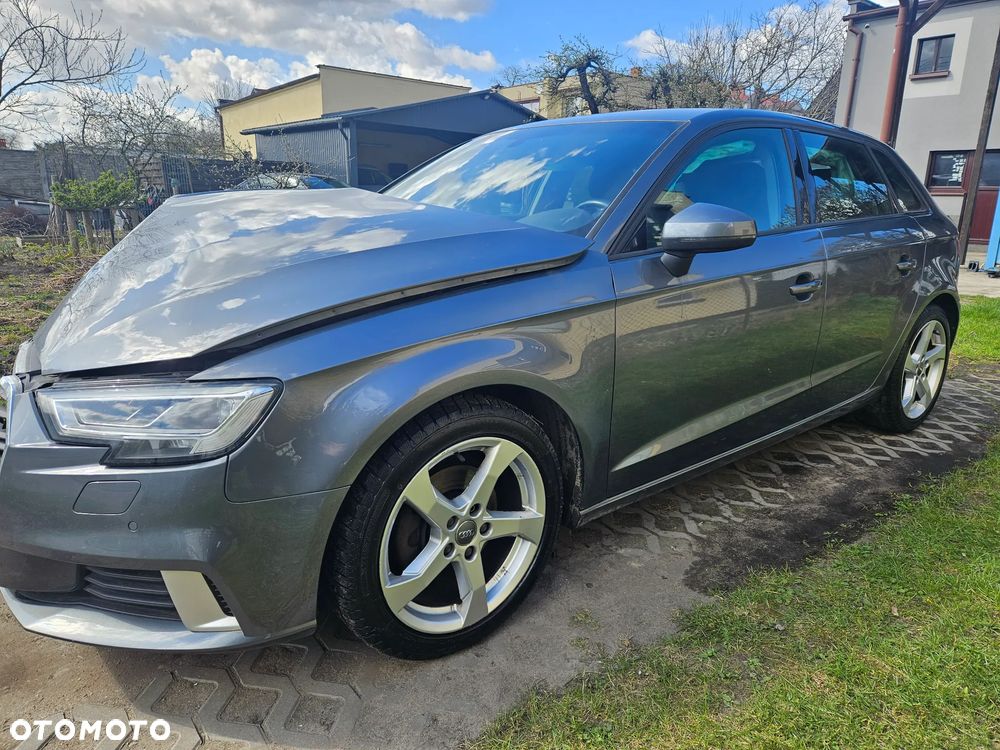 Audi A3 Sportback 35 TFSI S tronic - 2