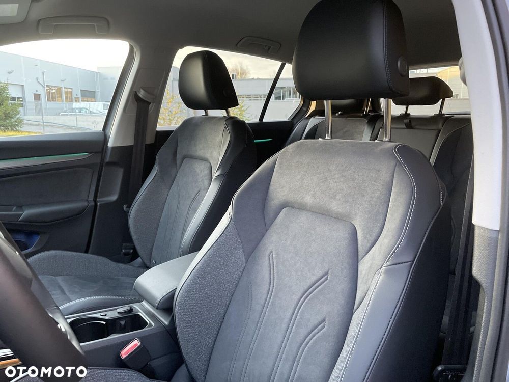 Volkswagen Golf - 11