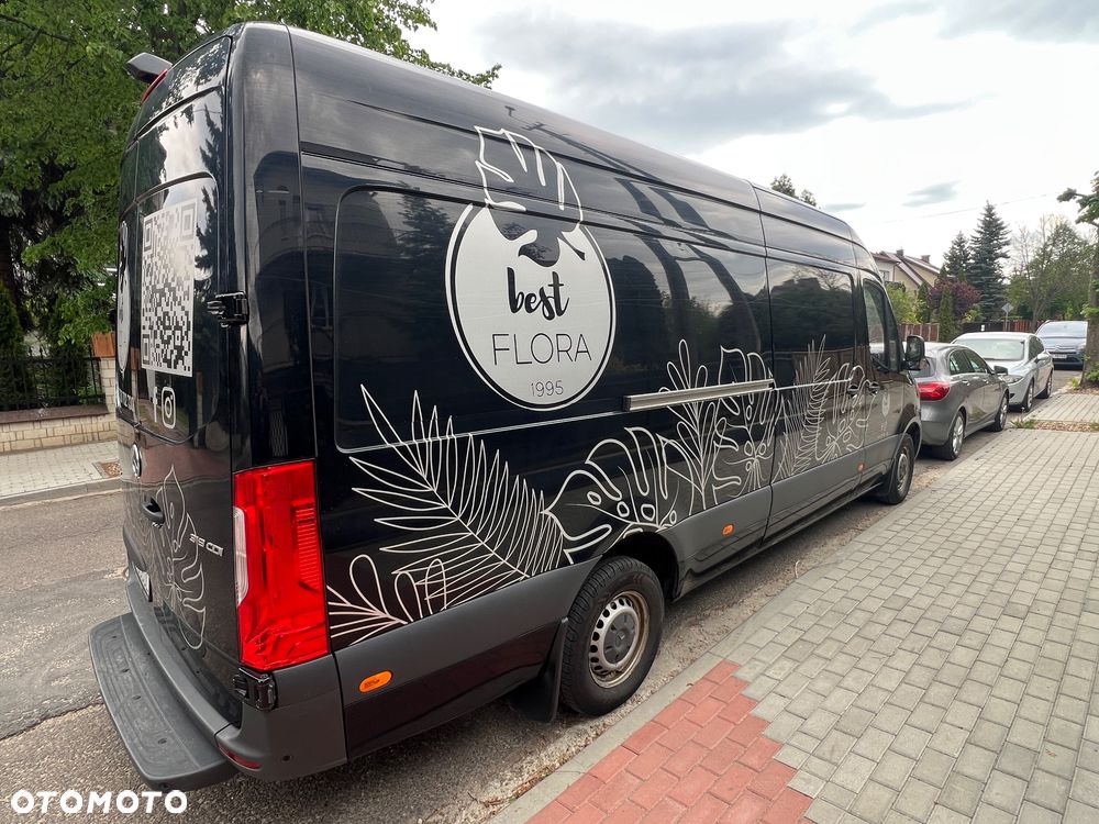 Mercedes-Benz Sprinter - 5