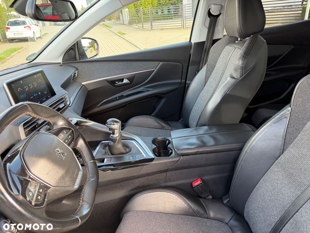 Peugeot 3008 HDi FAP 150 Platinum - 18