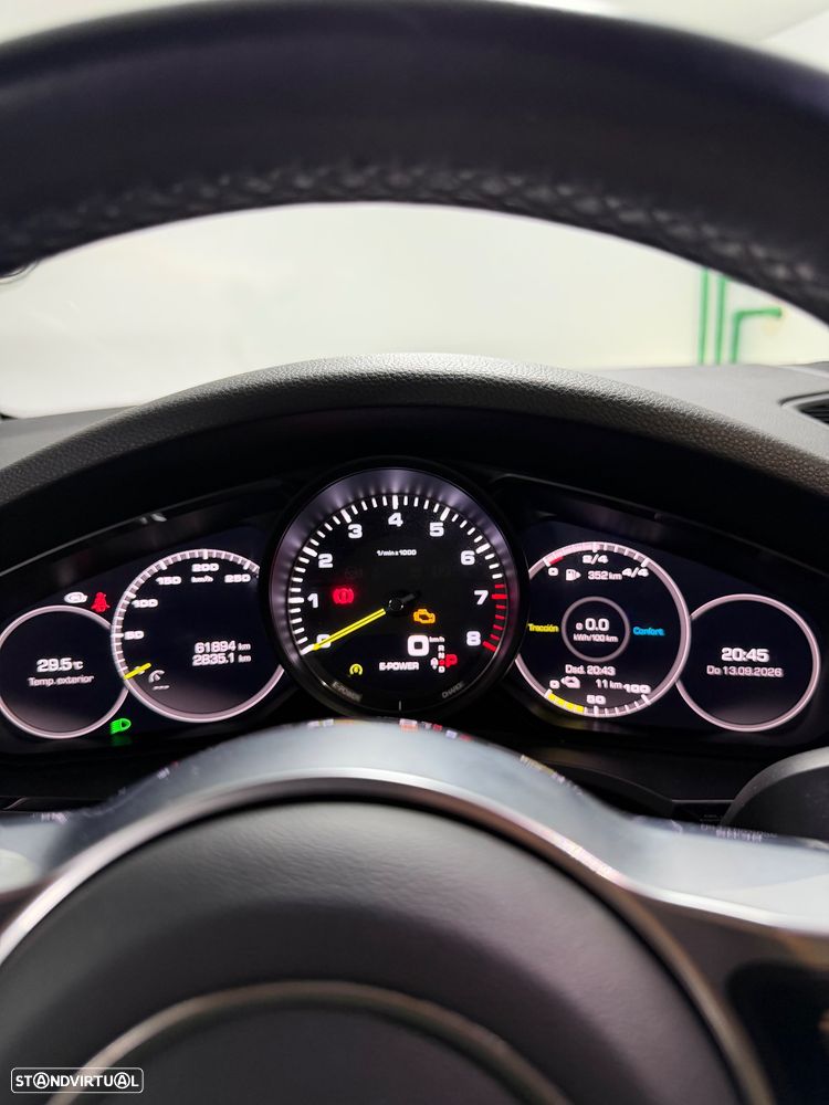 Porsche Cayenne - 20