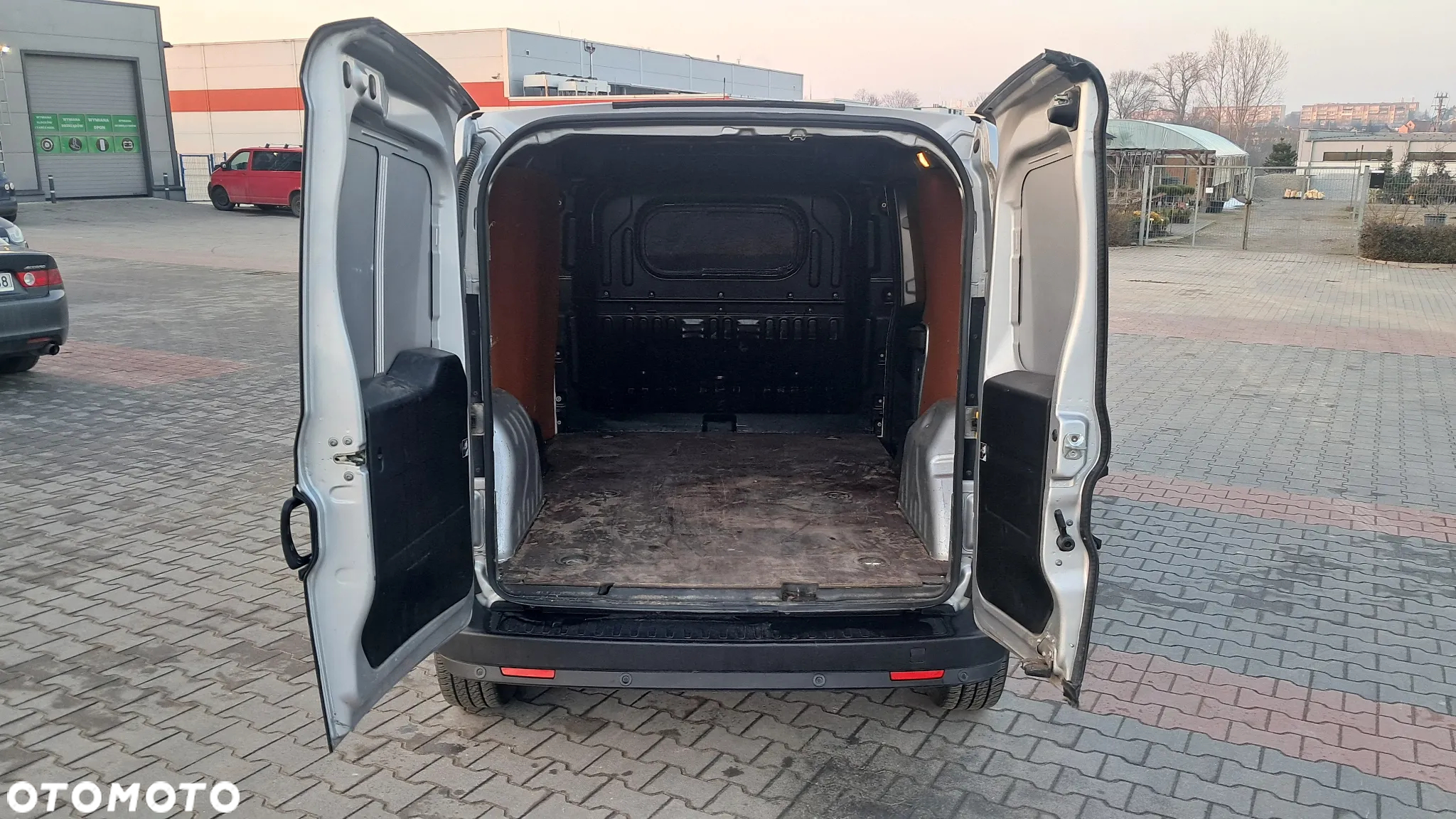 Opel COMBO - 5