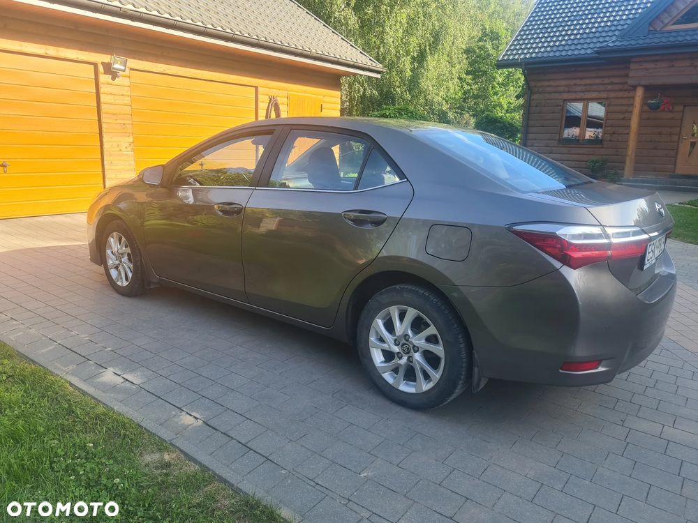 Toyota Corolla 1.6 Comfort - 13