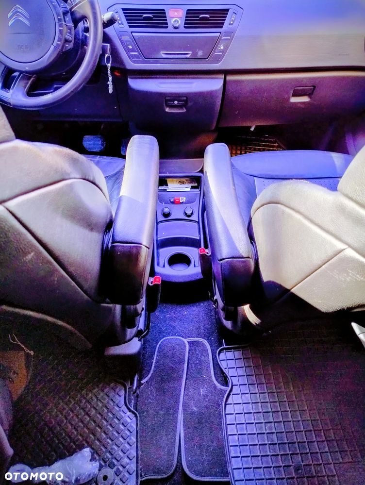 Citroën C4 Grand Picasso - 16