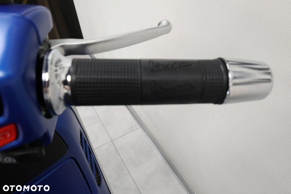 Vespa GTS - 19
