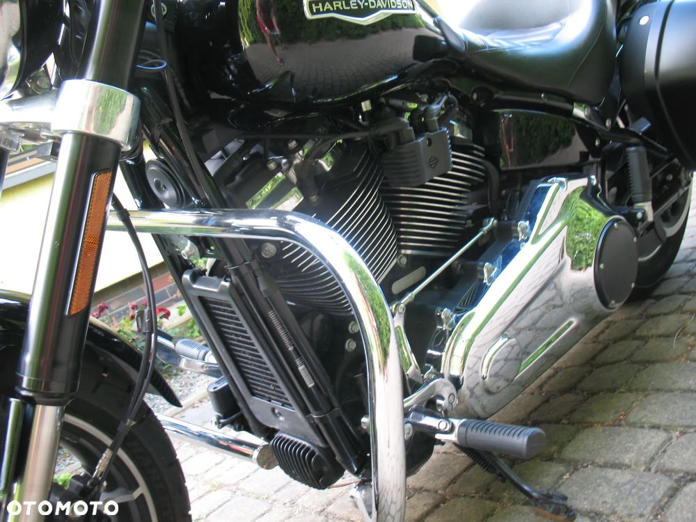 Harley-Davidson Softail Sport Glide - 21