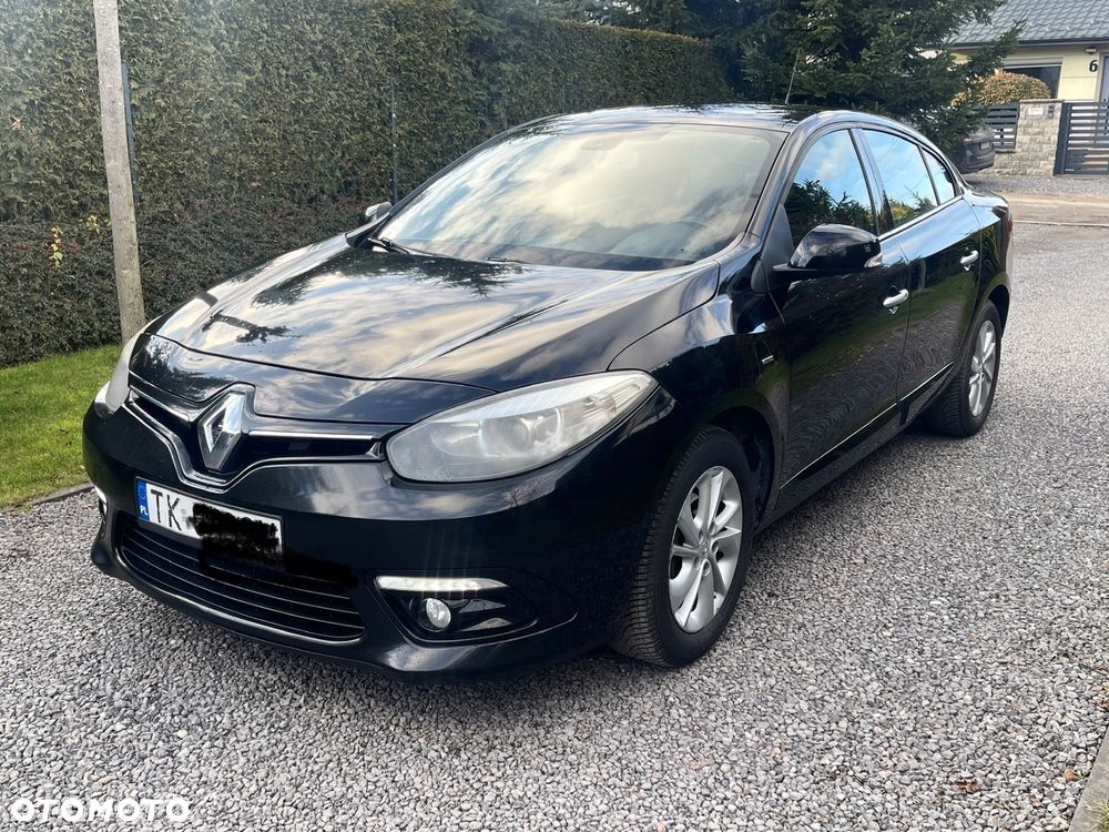 Renault Fluence ver-1-6-16v-limited - 8