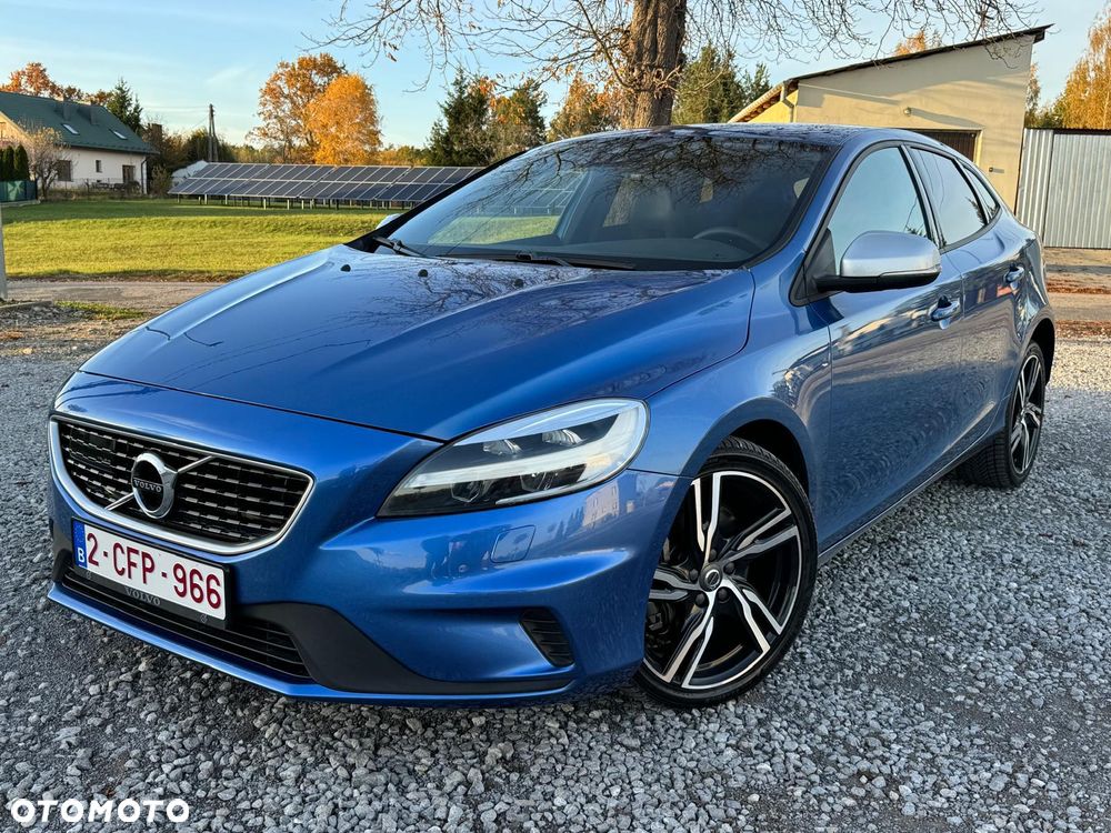 Volvo V40 D2 Drive-E Summum - 1