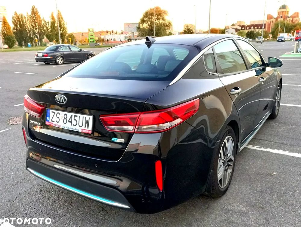 Kia Optima Plug-in Hybrid - 4