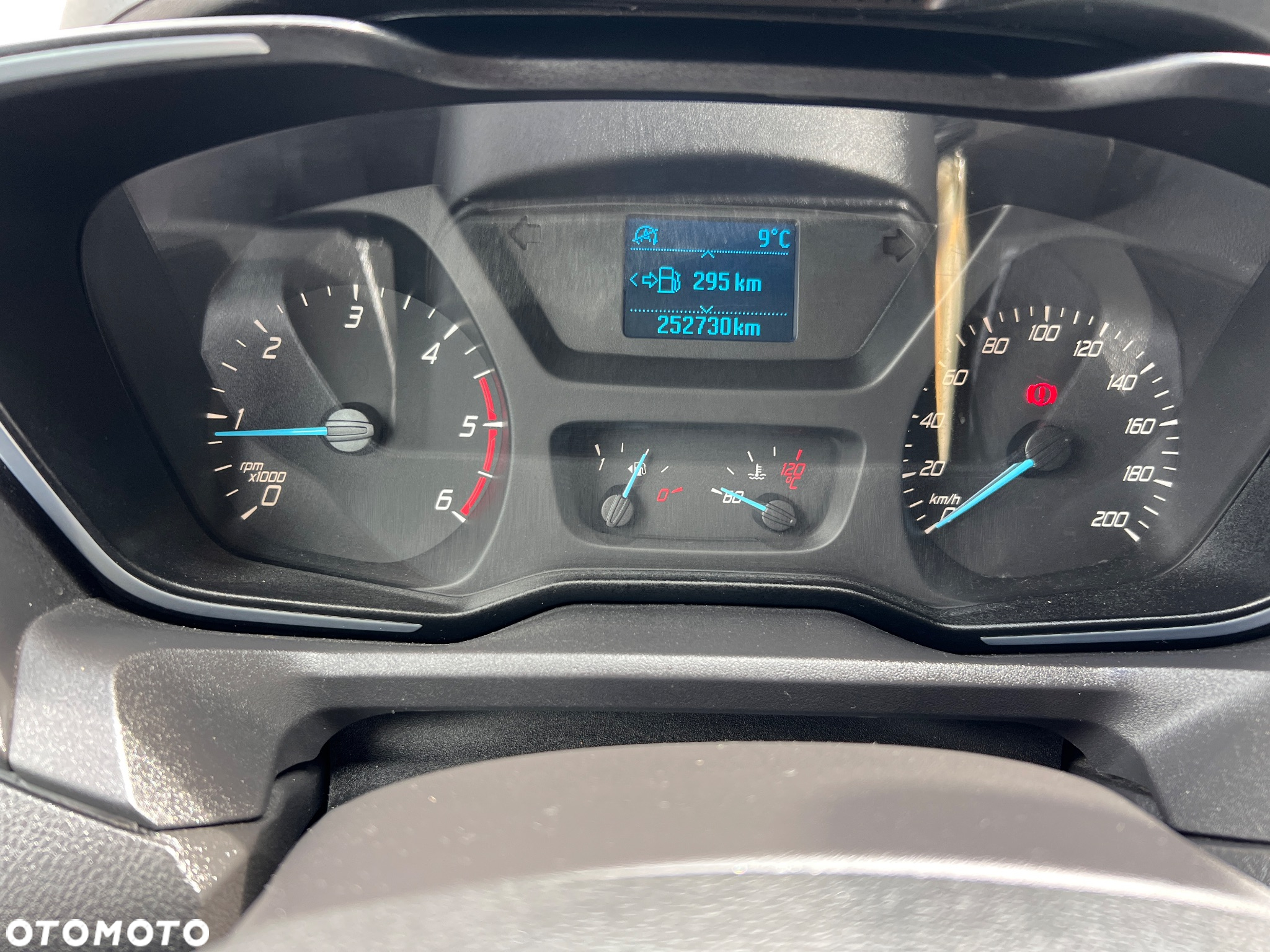 Ford Tourneo Custom 2.0 EcoBlue L1 Titanium - 9