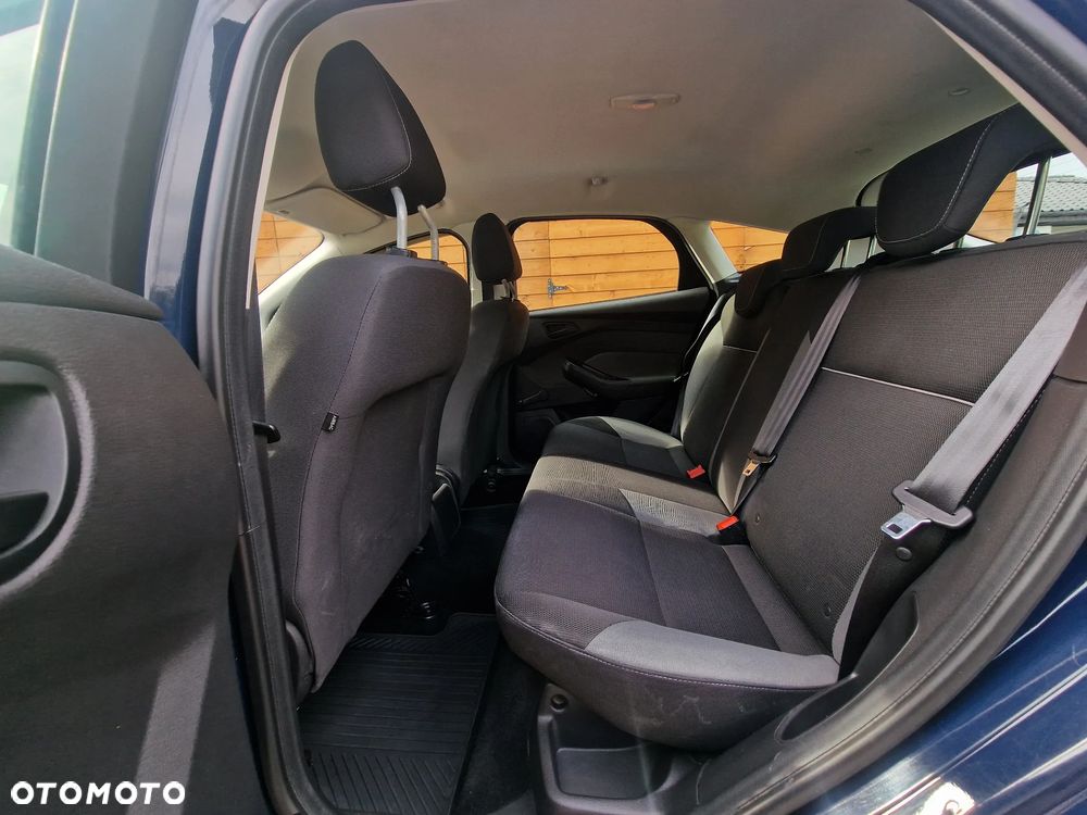 Ford Focus 1.6 Gold X - 23