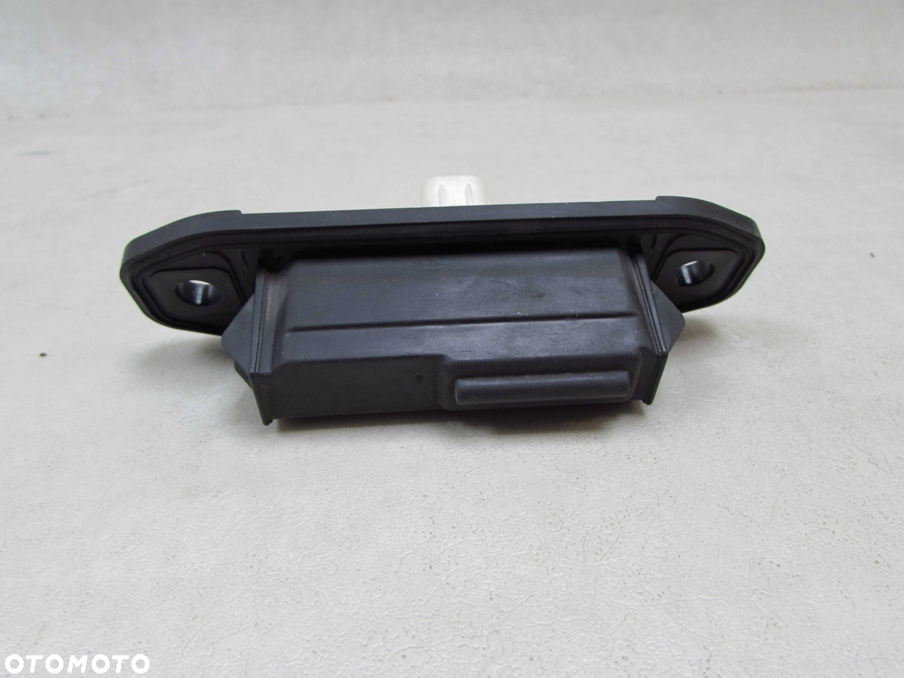 TOYOTA YARIS IV 20-24 KLAMKA PRZYCISK MIKROSTYK KLAPY BAGAZNIKA TYL - 7