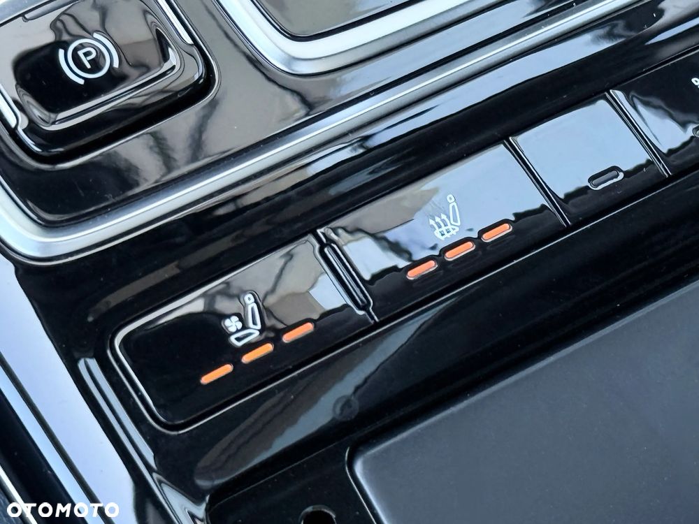 Hongqi HS5 - 29