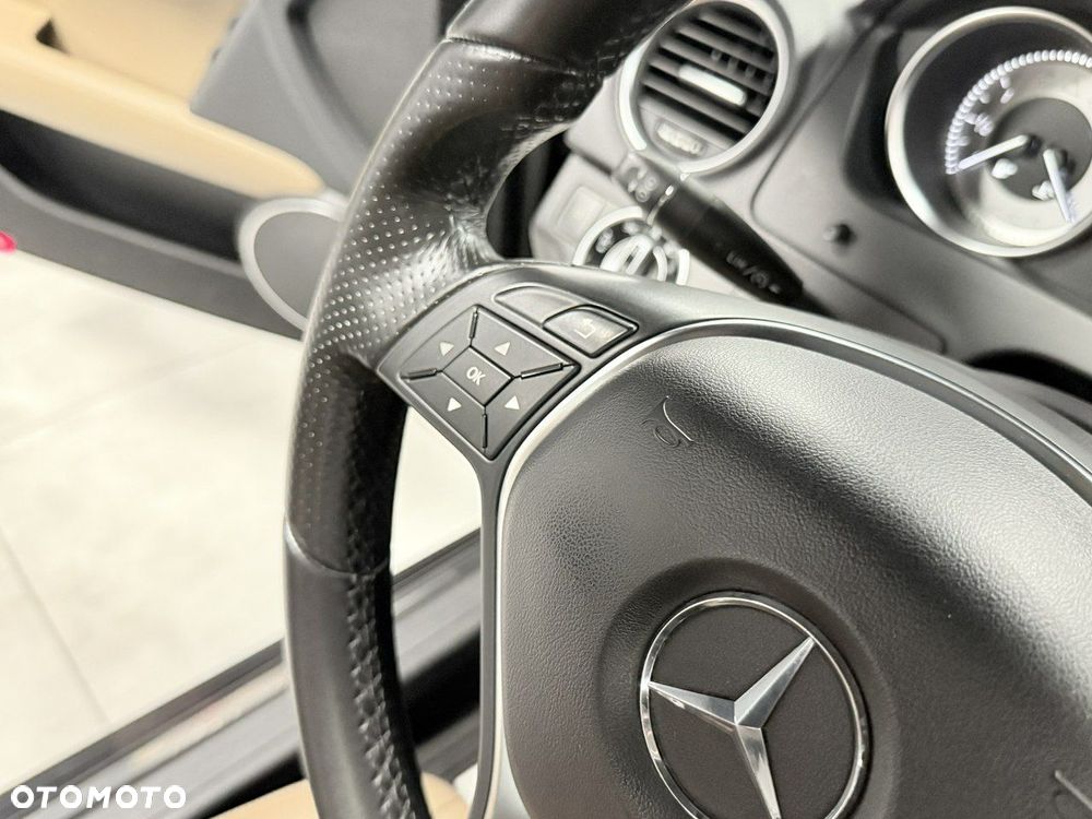 Mercedes-Benz Klasa C - 30