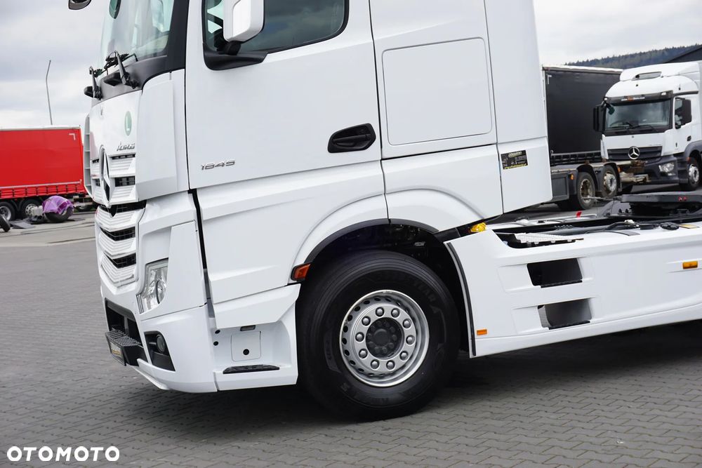 Mercedes-Benz ACTROS / 1845 / E 6 / MP 5 / ACC / RETARDER / BIG SPACE - 26