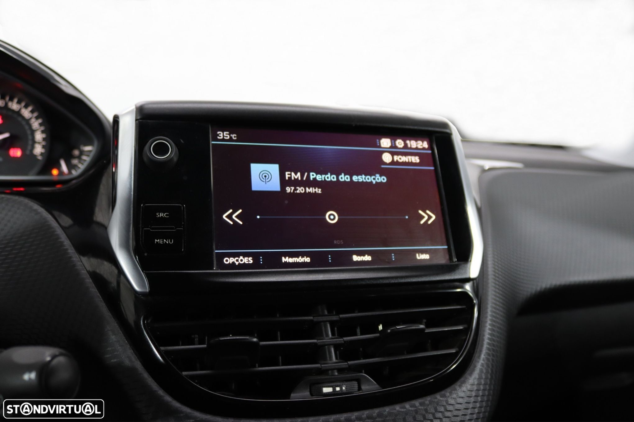 Peugeot 2008 - 6